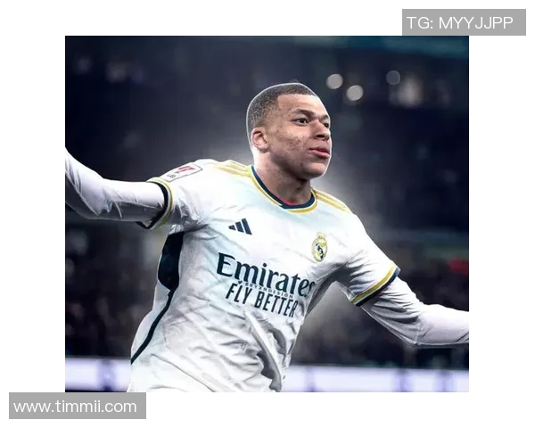 足球草皮之王：球星如何与绿茵场共舞成就传奇